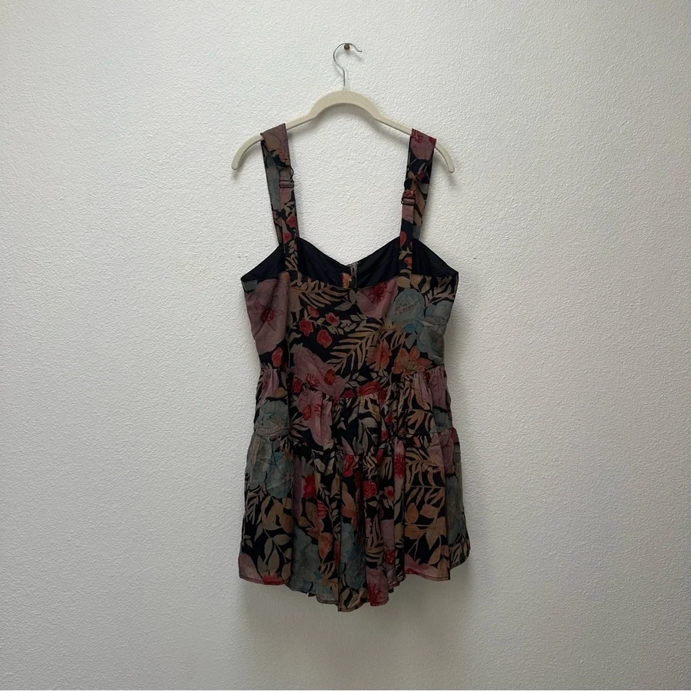 Floral Button-Down Romper - Picture 3 of 4